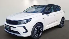 Jade weiß Gebraucht 2024 Opel Grandland X Enjoy SUV | 25.900 € (Fairer Preis)