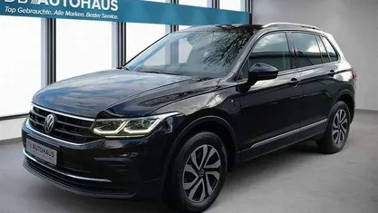 Gebraucht VW Tiguan Active 245 PS (180 kW) 2023 SUV