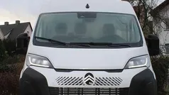 Lackierung weiss icy Gebraucht 2024 Citroën Jumper Van / Kleinbus | 33.900 € (Fairer Preis)