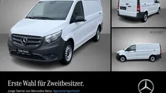 Weiß Gebraucht 2023 Mercedes Vito Van / Kleinbus | 33.915 € (Fairer Preis)