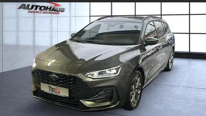 Magneticgrau (metallic) Gebraucht 2023 Ford Focus ST-Line Kombi | 24.900 € (Fairer Preis)