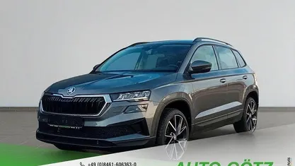 Graphitegrau metallic (metallic) Gebraucht 2024 Skoda Karoq Selection SUV | 30.390 € (Guter Preis)