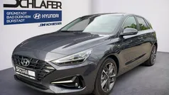 Dark knight / mic Gebraucht 2023 Hyundai i30 Trend Limousine | 21.980 € (Fairer Preis)