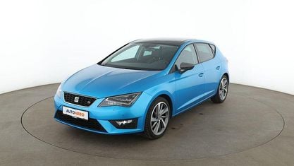 Używany Seat Leon FR 150 KM (110 kW) 2015 Niebieski Sedan/Limuzyna