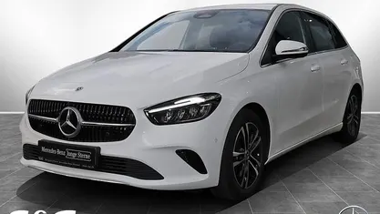 Gebraucht 2024 Mercedes B200 Progressive Van / Kleinbus | 29.640 € (Fairer Preis)