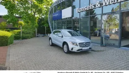 Gebraucht Mercedes GLA180 122 PS (89 kW) 2019 Silber metallic SUV