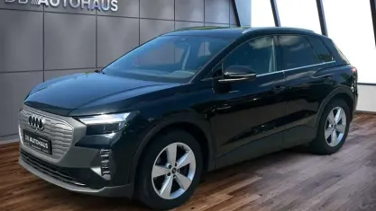 Gebraucht Audi Q4 e-tron 194 kW (265 PS) 2023 Schwarz SUV