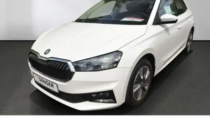 Gebraucht Skoda Fabia Ambition 95 PS (69 kW) 2023 Candyweiß Kleinwagen