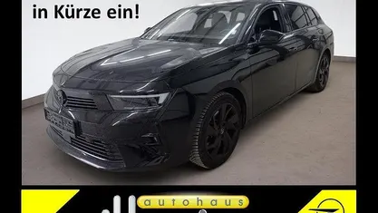 Schwarz karbon schwarz met. Gebraucht 2024 Opel Astra Limousine | 22.950 € (Fairer Preis)
