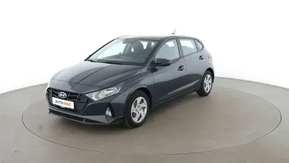 Gebraucht Hyundai i20 Select 84 PS (61 kW) 2022 Grau Kleinwagen