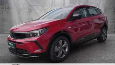 Rot (rubin rot) Gebraucht 2024 Opel Grandland X SUV | 24.890 € (Fairer Preis)