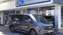 Magnetic metallic Neu 2025 Ford Tourneo Custom Titanium Van / Kleinbus | 51.450 € (Superpreis)
