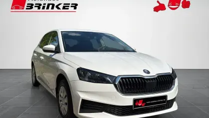 Gebraucht Skoda Fabia Active 95 PS (69 kW) 2022 Candyweiss Kleinwagen