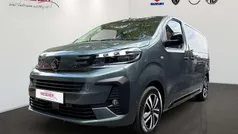 All terrain grün Gebraucht 2025 Peugeot Traveller Active Van / Kleinbus | 44.990 € (Fairer Preis)