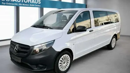Second-hand Mercedes Vito 136 CP (100 kW) 2023 Alb Van