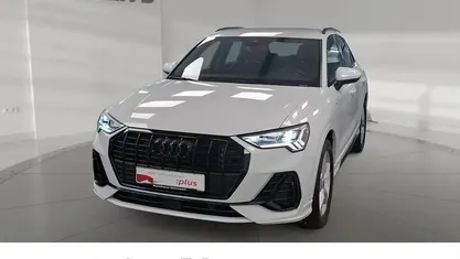 Gletscherweiß metallic Gebraucht 2022 Audi Q3 S-Line SUV | 33.090 € (Guter Preis)