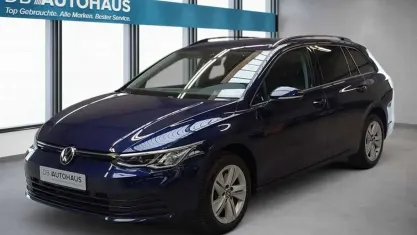 Gebraucht VW Golf VIII Life 116 PS (85 kW) 2024 Blau Kombi