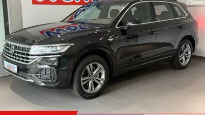 Gebraucht VW Touareg R-line 231 PS (169 kW) 2023 Grenadillschwarz metallic SUV