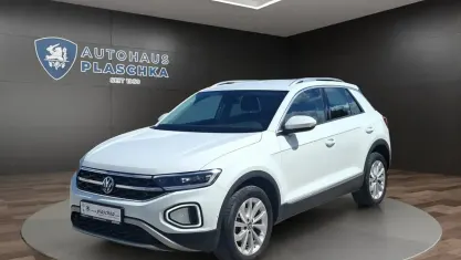 Gebraucht VW T-Roc Style 116 PS (85 kW) 2023 Pure white (weiß) SUV