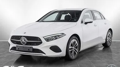 Gebraucht 2024 Mercedes A200 Progressive Limousine | 28.477 € (Fairer Preis)