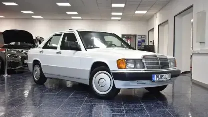 Brugt Mercedes 190 75 HK (55 kW) 1989 Hvid Sedan