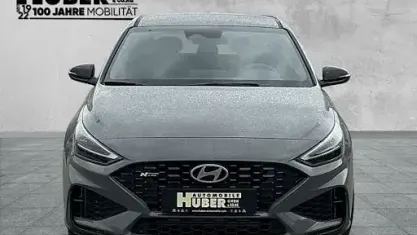 Neu Hyundai i30 N Line 140 PS (102 kW) 2025 Grau Limousine