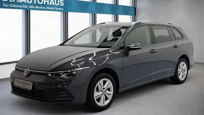 Gebraucht 2023 VW Golf VIII Life Kombi | 23.990 € (Fairer Preis)