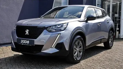 Gebraucht Peugeot 2008 Active 131 PS (96 kW) 2023 Silber SUV