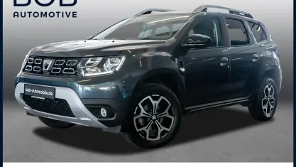 Gebraucht Dacia Duster Celebration 131 PS (96 kW) 2021 Kometengrau metalli SUV