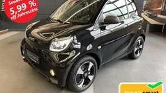 Schwarz Gebraucht 2024 Smart ForTwo Electric Drive Exclusive Kleinwagen | 15.980 € (Guter Preis)