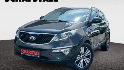 Gebraucht Kia Sportage Spirit 166 PS (122 kW) 2015 (1k) zilinaschwarz met. SUV
