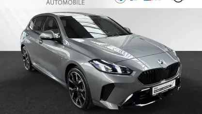 Gebraucht BMW 120 M Sport 163 PS (119 kW) 2025 Skyscraper grau metallic Kleinwagen
