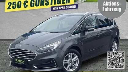 Gebraucht Ford S-MAX Titanium 190 PS (139 kW) 2023 Magneticgrau met Van / Kleinbus