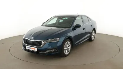 Gebraucht Skoda Octavia Style 204 PS (150 kW) 2023 Blau Limousine