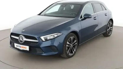 Gebraucht Mercedes A250 Progressive 218 PS (160 kW) 2020 Blau Limousine