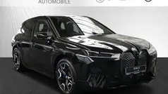 Saphirschwarz Gebraucht 2022 BMW iX Sport Line SUV | 51.800 € (Fairer Preis)