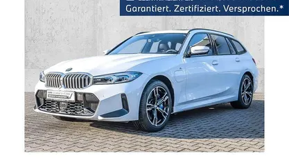 Gebraucht BMW 330e M Sport 184 PS (135 kW) 2024 Kombi