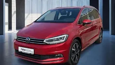 Rot Gebraucht 2021 VW Touran Highline Van / Kleinbus | 25.590 € (Guter Preis)