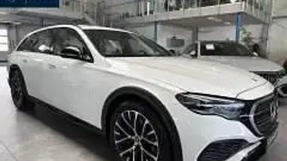 Gebraucht Mercedes E450 381 PS (280 kW) 2023 Kombi
