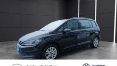 Gebraucht 2022 VW Touran Comfortline Van / Kleinbus | 28.975 € (Fairer Preis)