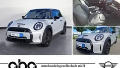 Weiß Gebraucht 2022 Mini Cooper SE Classic Kleinwagen | 15.930 € (Guter Preis)