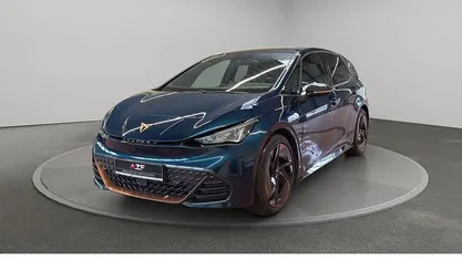 Aurora blue metallic Gebraucht 2022 Cupra Born Kleinwagen | 23.890 € (Fairer Preis)