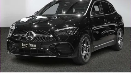Unilack nachtschwarz Gebraucht 2024 Mercedes GLA200 AMG SUV | 38.840 € (Fairer Preis)