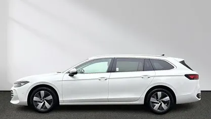 Gebraucht VW Passat Business 150 PS (110 kW) 2025 Kombi