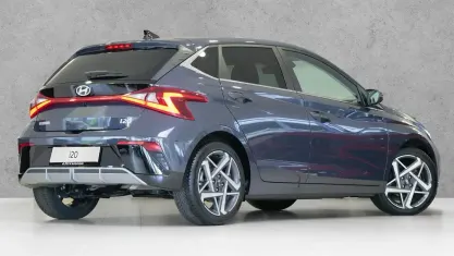 Gebraucht Hyundai i20 Prime 101 PS (74 kW) 2025 Aurora grey / met Kleinwagen