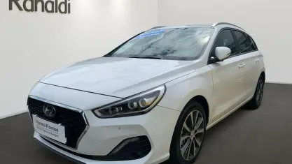 Gebraucht Hyundai i30 Premium 136 PS (100 kW) 2020 Sol (weiss Kombi