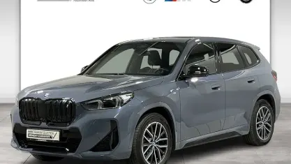 Gebraucht BMW iX1 M Sport 230 kW (313 PS) 2023 Grau SUV