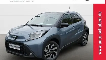 Grau Neu 2025 Toyota Aygo X SUV | 16.980 € (Guter Preis)