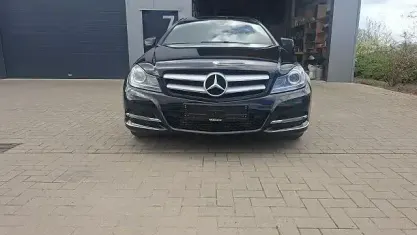 Käytetty Mercedes C250 229 HP (168 kW) 2015 Musta Coupe - kaksiovinen