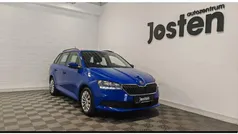 Blau Gebraucht 2022 Skoda Fabia Comfort Limousine | 16.680 € (Fairer Preis)